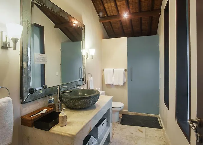 Villa Avalon *