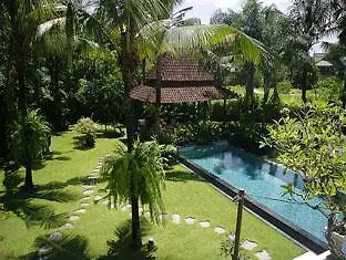 Avalon Villa *